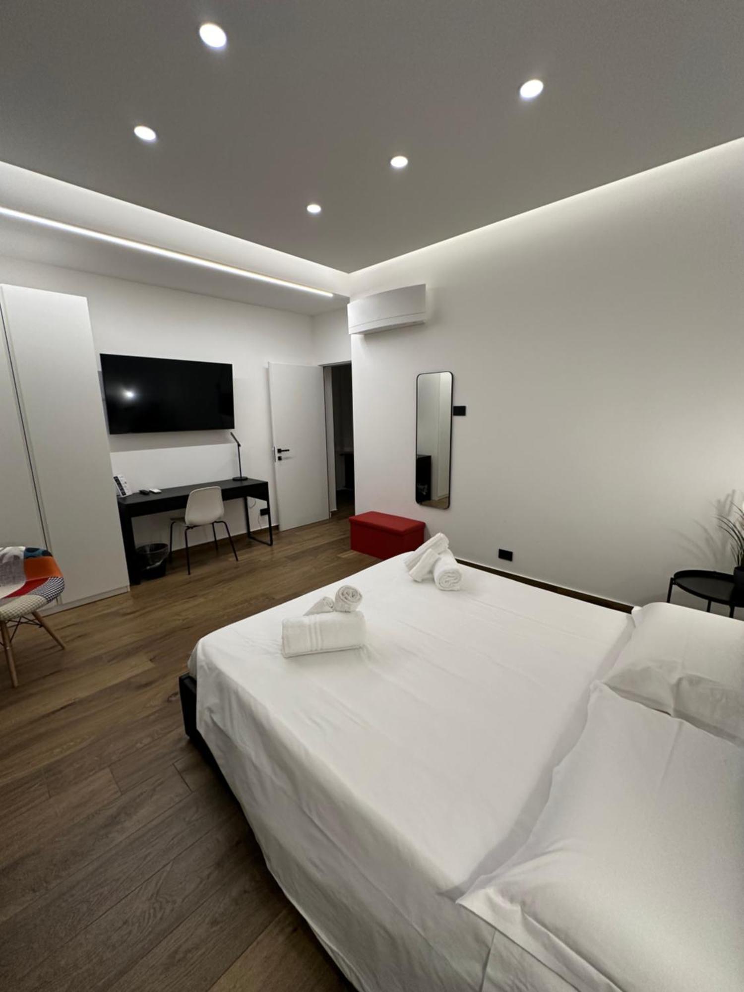 Borgiarooms Luxury Apartment Милаццо Экстерьер фото